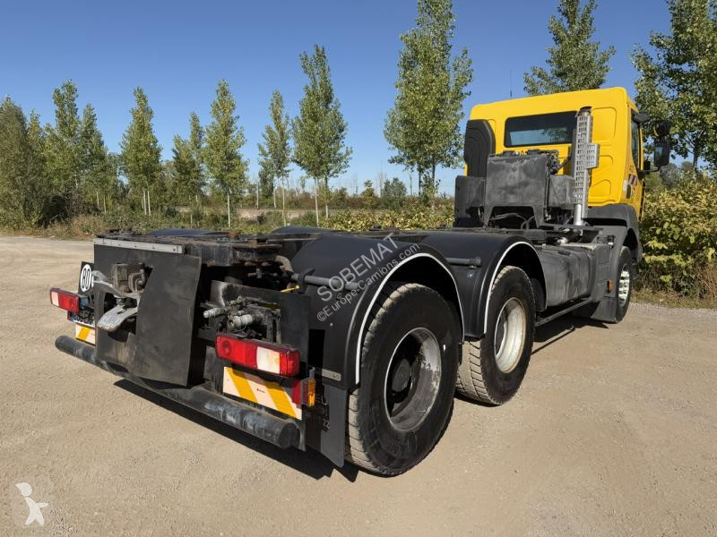 Camião Renault 370.26 (6X4)