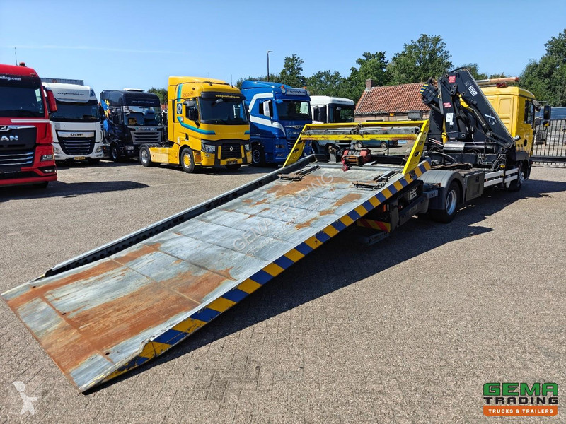 Camião MAN 12.240 4x2 Double Cab (6 pers) Euro...