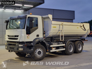 Camião basculante Iveco