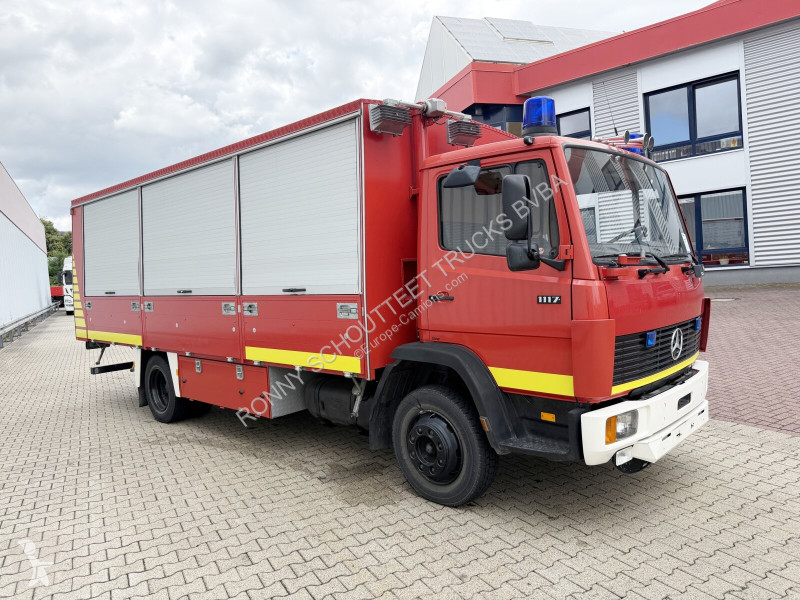 Camion Mercedes LK 1117 4x2 Feuerwehr LK 1117...