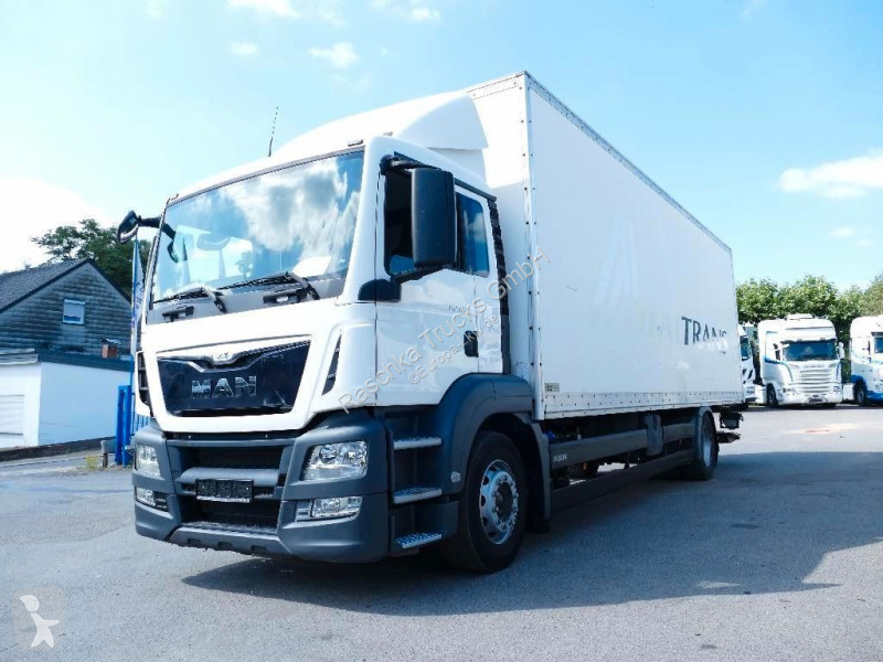 Camion MAN TGS  *Koffer*