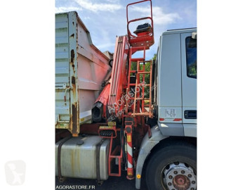 Camion benne à ferraille