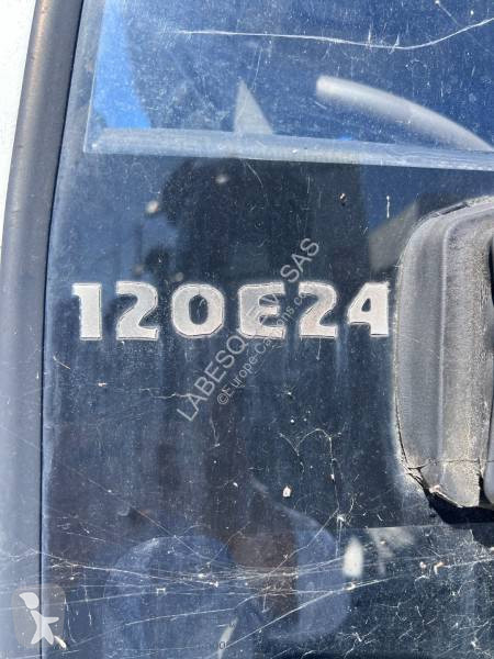 Camion Iveco 120E24