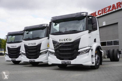 Camion châssis Iveco neuf