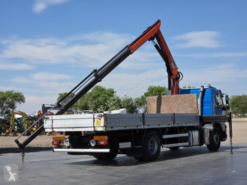 Camião grua Volvo