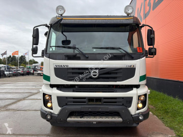 Camion béton toupie / Malaxeur Volvo