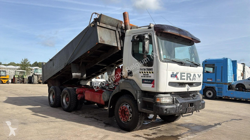 Camion Renault 300 (POMPE MANUELLE / LAMES /...