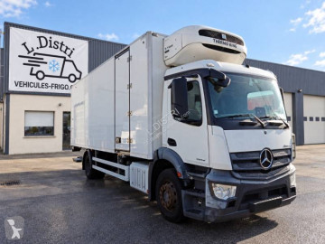 Camion frigo multi température Mercedes