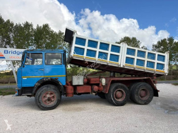 Camion Fiat 697