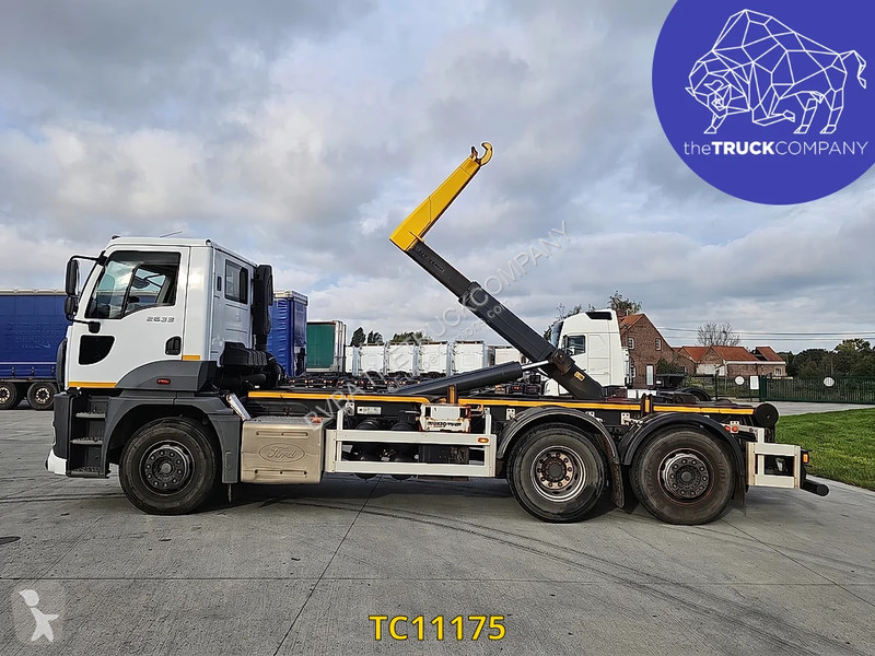 Camion Ford 2633