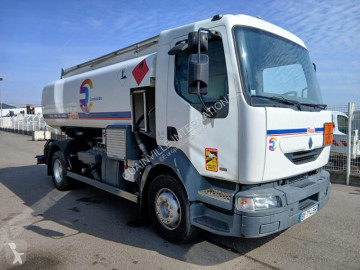 Camion citerne hydrocarbures Renault