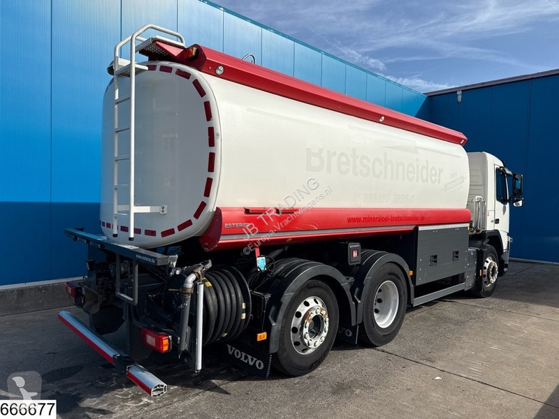 Camion Volvo 450 6x2, EURO 5, 20240 liter, 3 comp