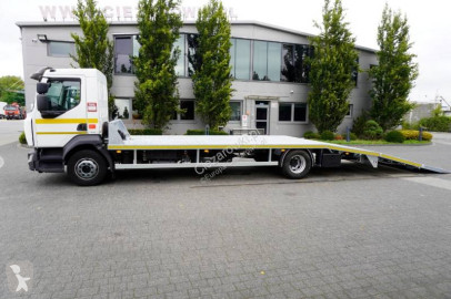 Ciężarówka do transportu samochodów Renault