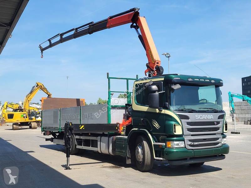 Camião Scania 320