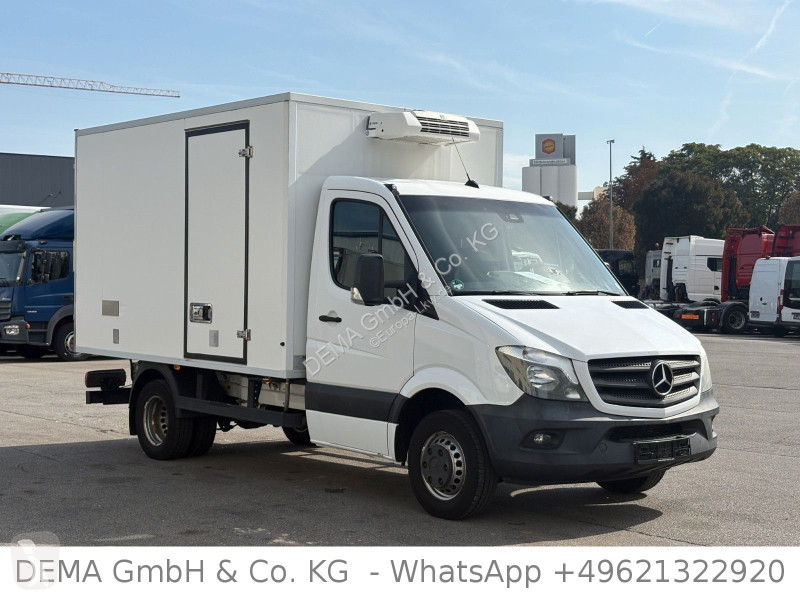 Lastbil Mercedes...