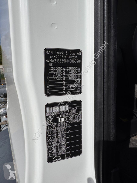Lastbil MAN 26.460 6X2 HYVA Abroller Lowliner...