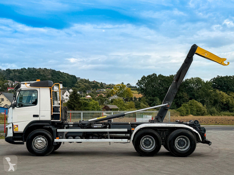 Lastbil Volvo 450 * Abrollkipper 5,30 m * 6x4...