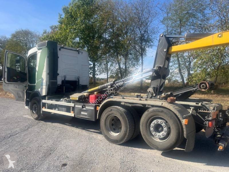Volvo 500 truck