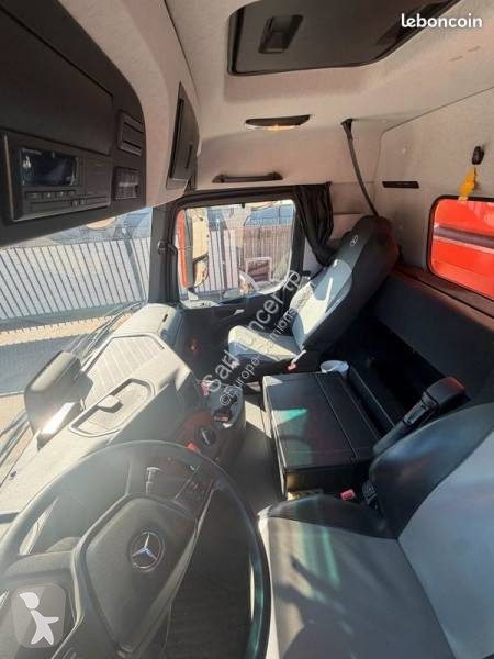 Camion Mercedes 3251