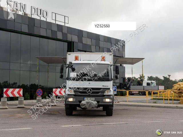 Ciężarówka Mercedes 1226 4x4 mobile workshop