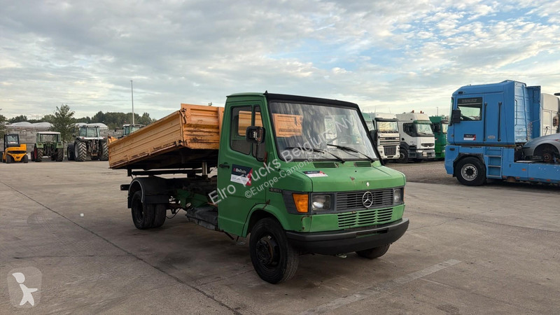 Camión Mercedes 408 (MANUAL PUMP / TIPPER /...