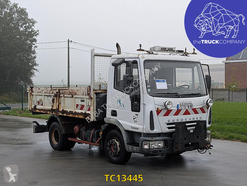 Camión Iveco EuroCargo 100 E18