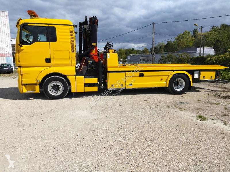 MAN 18.360 truck