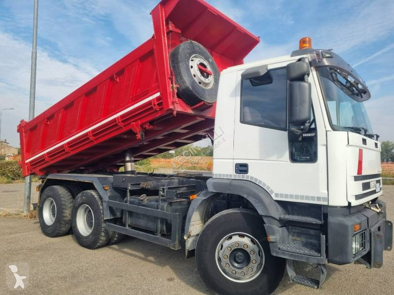 Iveco 380E37 truck