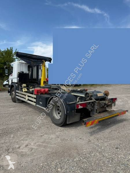 Scania 360 truck