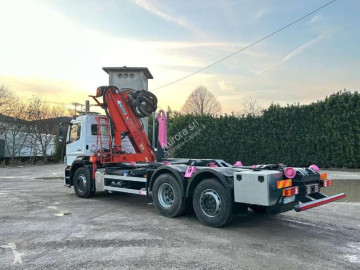 Camion scarrabile Mercedes
