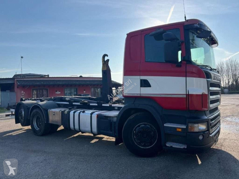 Ciężarówka Scania CV 440 SCARRABILE
