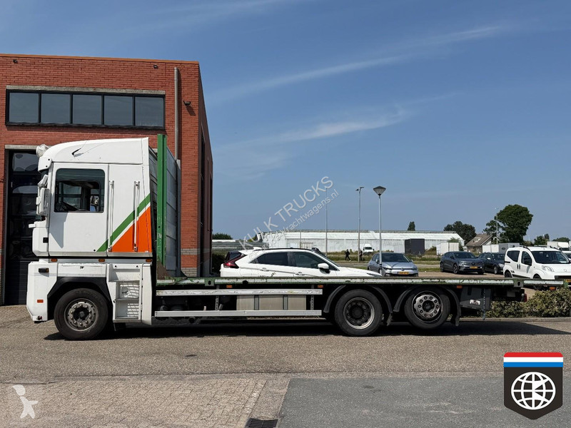 Камион Renault MAGNUM 520 Euro 5 - Open flatbed...
