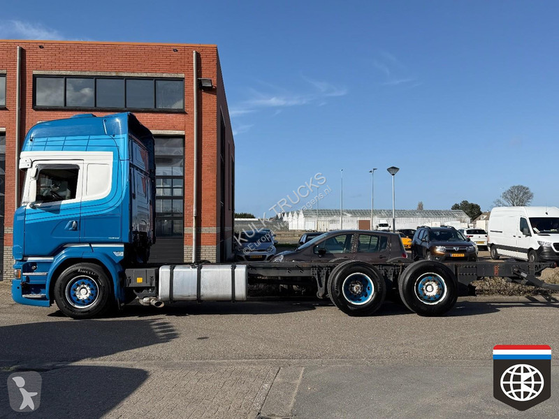 شاحنة Scania R520 6X2/4 lift and steering axle...