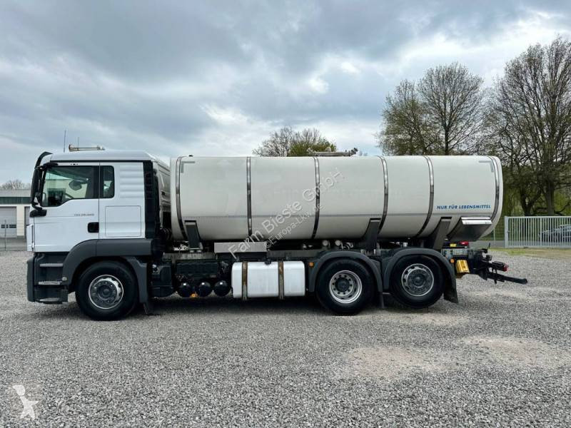 Camion MAN 26.460