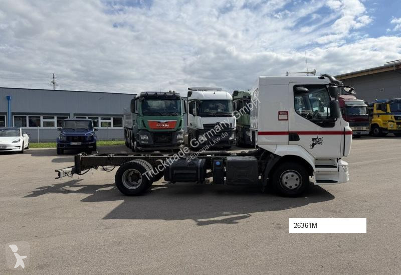 Грузовик Renault D12.240 Chassis