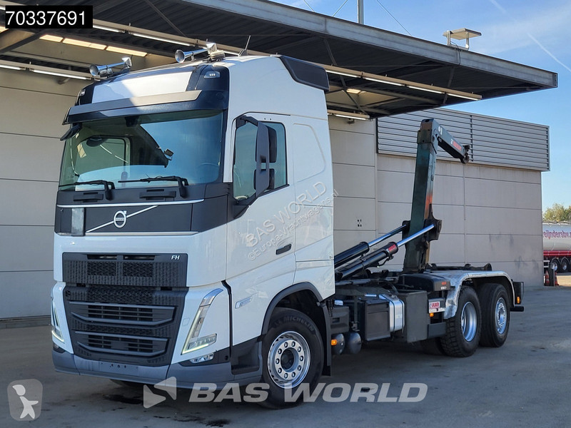 Kamion Volvo 500 6X2 HIAB ULT21S61...