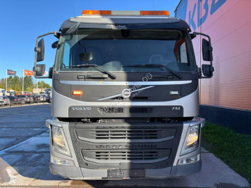 Camion béton toupie / Malaxeur Volvo