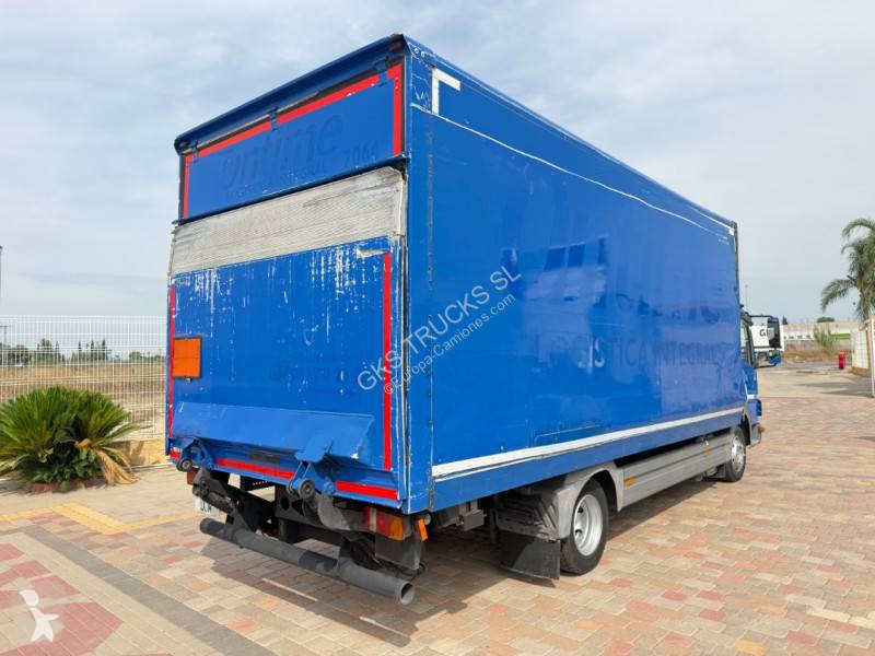 Lastbil Mercedes 816