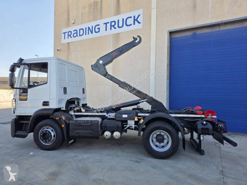 Iveco 140 E 25 truck