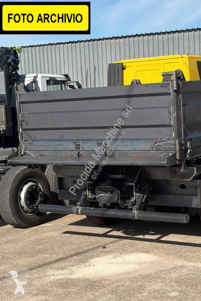 Kamion Iveco 260 S 46