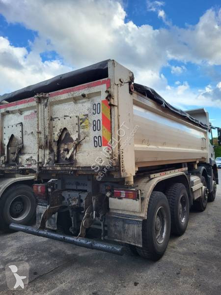 Kamion Mercedes 3243 KN