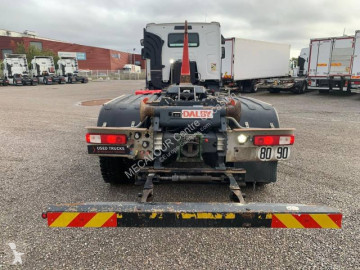 Renault hook arm system truck