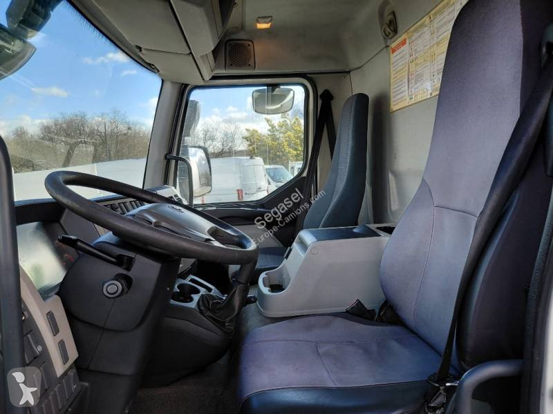 Volvo 240 truck