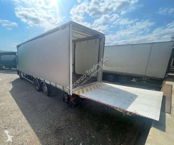 شاحنة Mercedes 2536 L