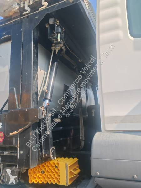 MAN  truck