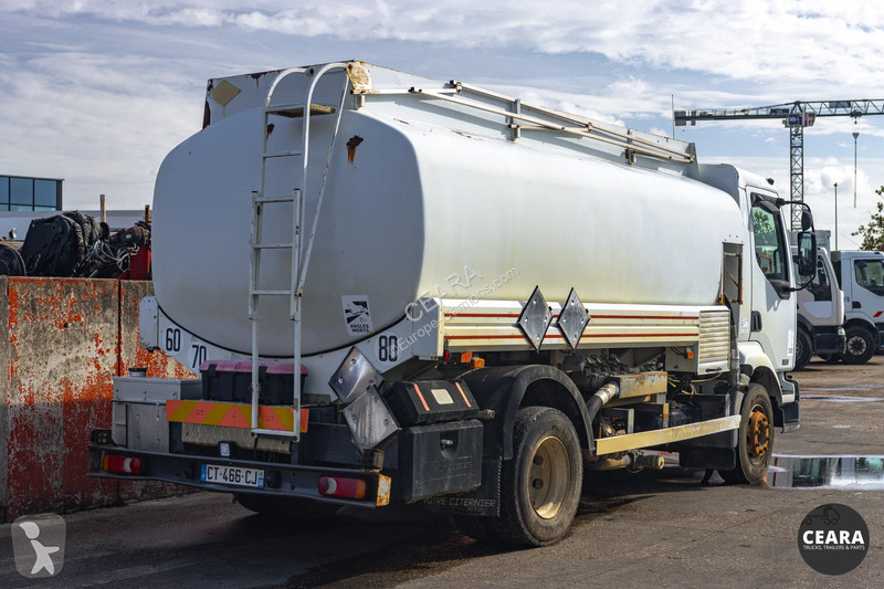 Renault 220 CARBURANT 11.000 Litres truck