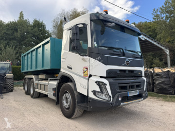 Camion polybenne Volvo