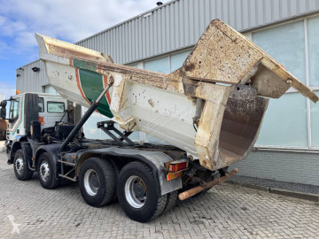 Camion benne Iveco