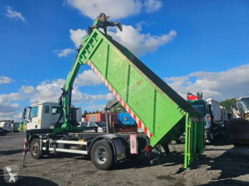 Camion benne MAN