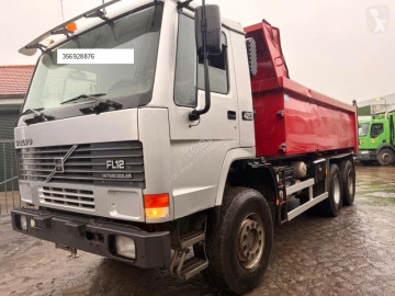 Camion benne Volvo